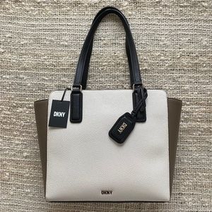 DKNY Shoulder Bag Beige and Black Casual Dressy Teagan Tote Large Purse Laptop